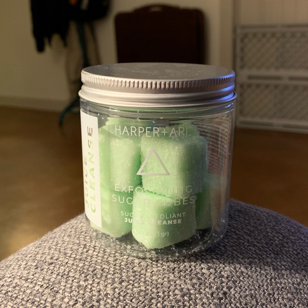 HARPER+ARI Exfoliating Sugar Cubes